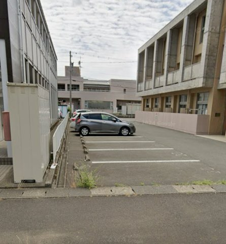 with MINKYの駐車場