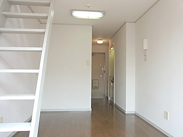 小金井市緑町１丁目のアパートの内装
