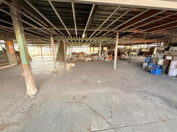 和歌山市雄松町6丁目　工場・事務所