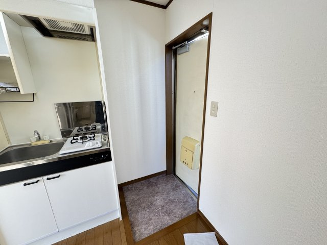 ブルージュ千駄堀 の玄関