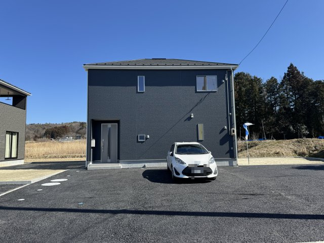 新築戸建　本宮市高木第5　Cradle Garden　全5棟の前面道路含む現地写真