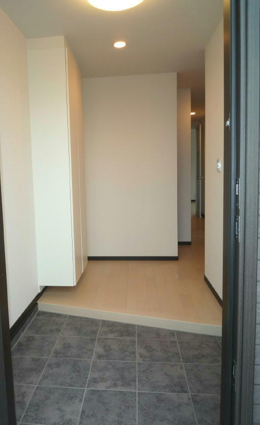 岸和田市作才町のアパートの居間・リビング|おしゃれなリビングです