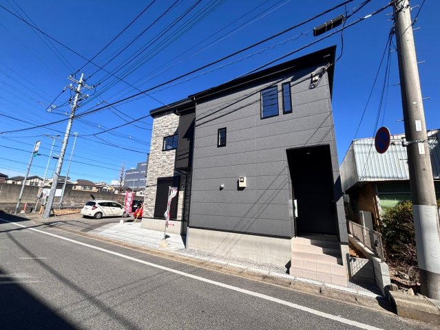 越谷市下間久里　新築戸建ての外観