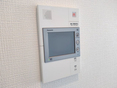 【セキュリティ】 | エスリード大阪NAGAHORI GATE | モニター付きインターフォンです