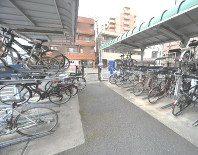 【その他共用部分】 | Kourt K1 ※2/10内見開始 | 安心の屋根付き敷地内駐輪場(^^)/