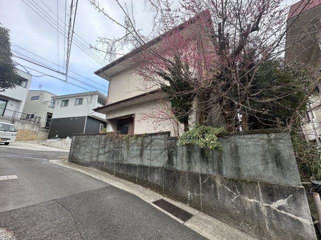 小田原市城山4丁目 三の丸小学校エリアの外観