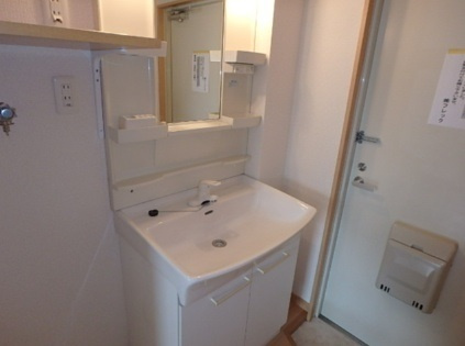 小金井市東町４丁目の賃貸マンションの洗面所