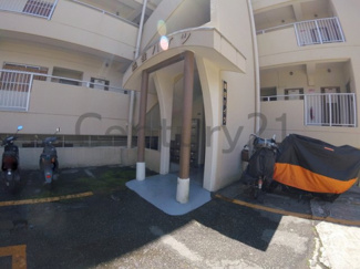 【エントランス】