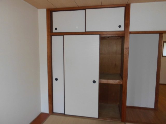 シャトー朝霧の収納