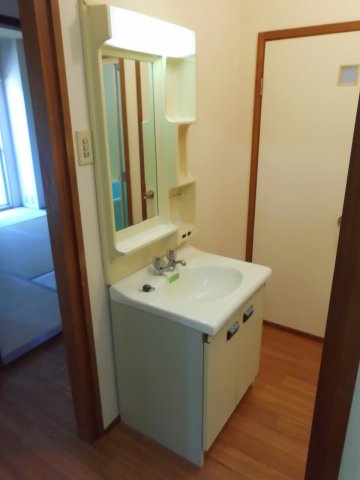 シャトー朝霧の洗面所