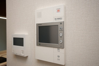 【セキュリティ】 | アーバネックス同心Ⅱ | モニター付きインターホンです