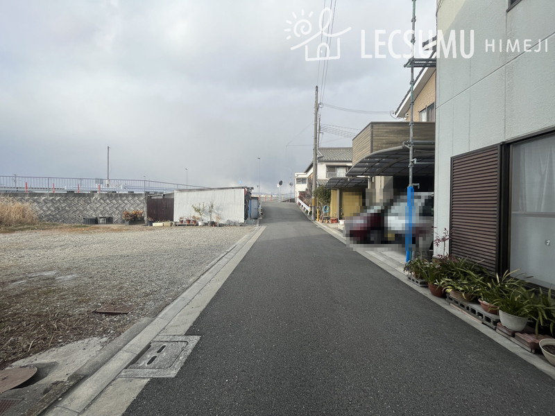 姫路市網干区興浜/売土地の前面道路含む現地写真