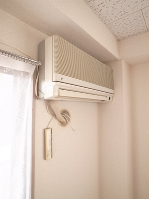 【設備】 | 本山マンション | エアコン、照明器具つき。