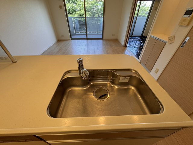 【キッチン】 | リヴィエールクリエ志徳