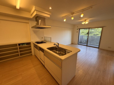 【キッチン】 | リヴィエールクリエ志徳