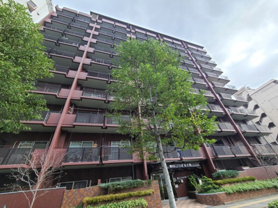 【外観】 | 朝日プラザ新大阪 | シンプルなデザインの外観です