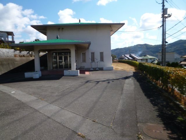 呉市広小坪売り家