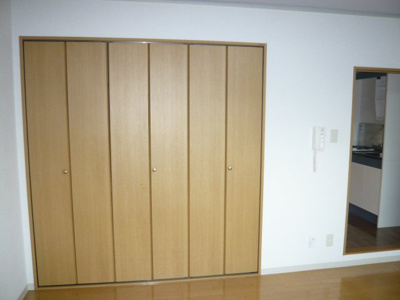 【洋室】 | Royal Park