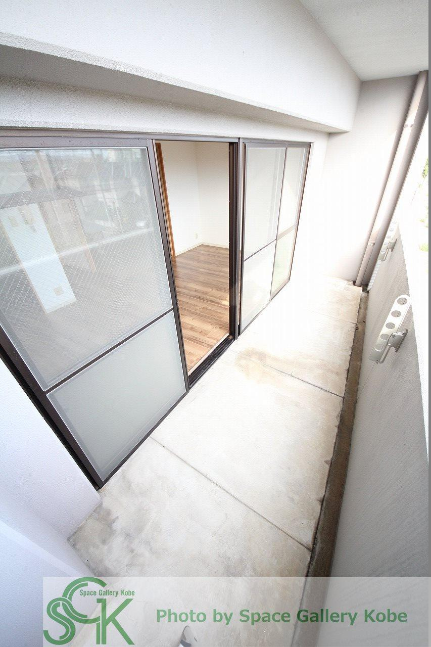 パインプロスのバルコニー|※お部屋により仕様が異なる場合があります※