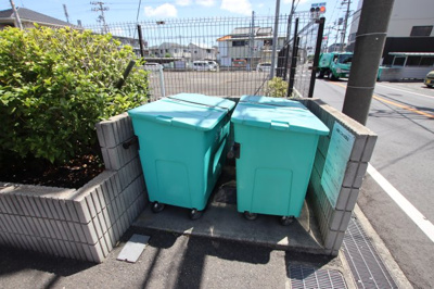 【その他共用部分】 | フジパレス初芝イースト | 敷地内ゴミ捨場