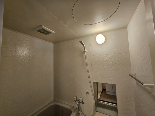 エスポワールドミールＢの浴室