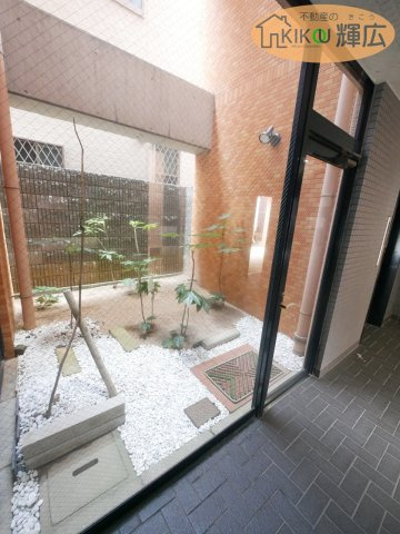 ライオンズマンション姫路平野町　2階の庭