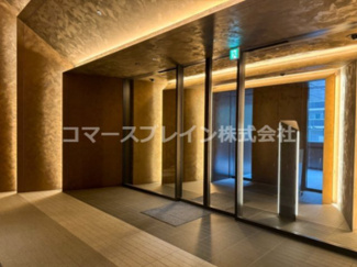 【エントランス】