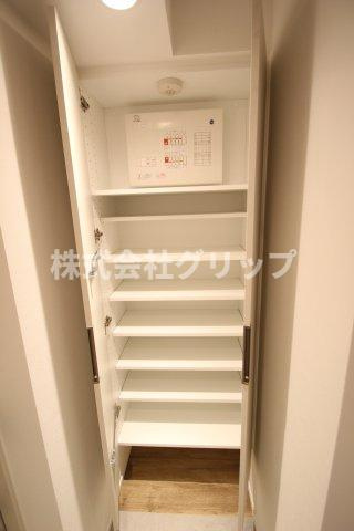 レックスガーデン横浜反町公園の収納