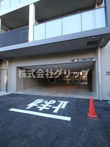 レックスガーデン横浜反町公園の駐車場