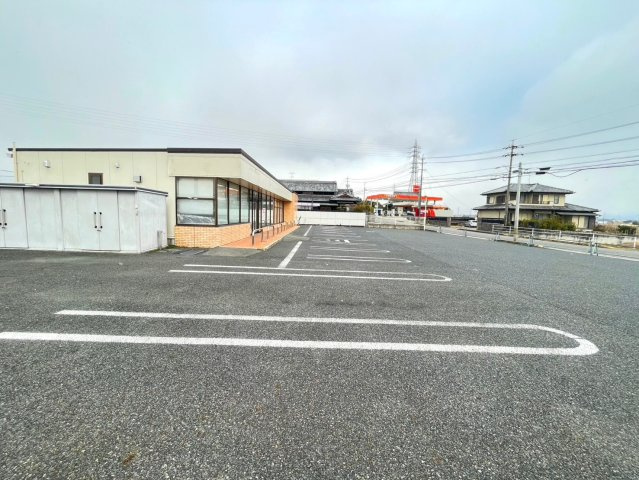 豊田市吉原町店舗の駐車場
