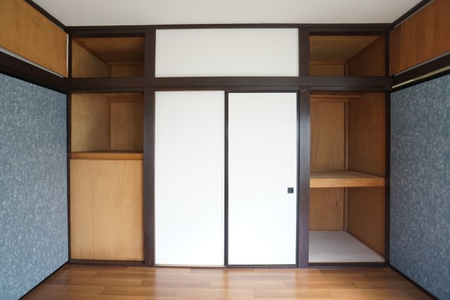 曽根貸家の収納