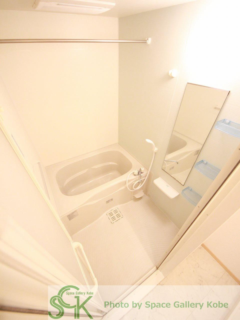 舞子台壱番館の浴室|※お部屋により仕様が異なる場合があります※