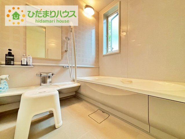 日立市十王町城の丘１丁目　中古戸建の浴室|大人が足を伸ばしても十分な広さ！一人でゆっくりくつろぐ時間も大切です！