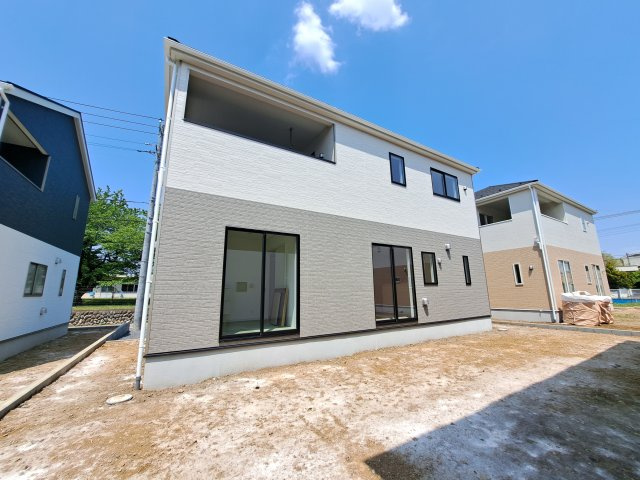 新築　伊勢崎市上泉町第3　クレイドルガーデン　5号棟の外観|現地写真　完成しました！ご内覧等、お気軽にお問合せください♪
