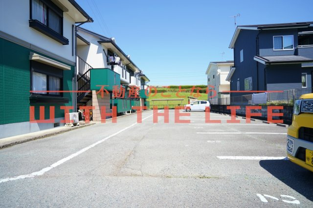 コーポアゼリア【キャッシュバック対象】の駐車場|駐車場です