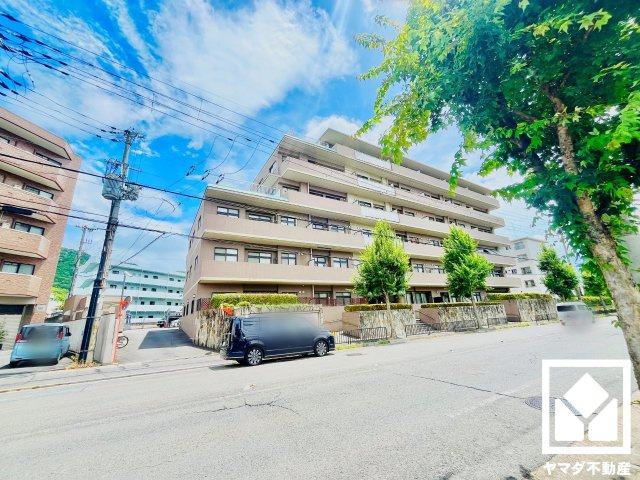 ルネス・ピース醍醐の外観