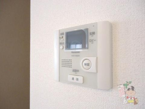 フェリス高柳　Ａのセキュリティ|カメラ付インターホン