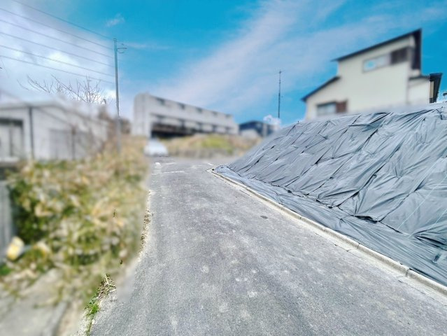 日進市梅森町新田土地の前面道路含む現地写真
