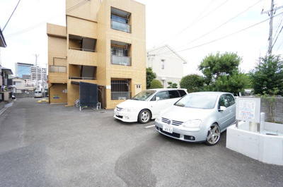 【駐車場】 | レジデンス摂津