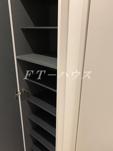 ルミエール幕張本郷の収納