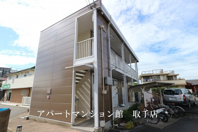 レオパレスサンフラワーの外観