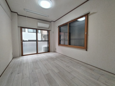 （照明は設備ではありません)