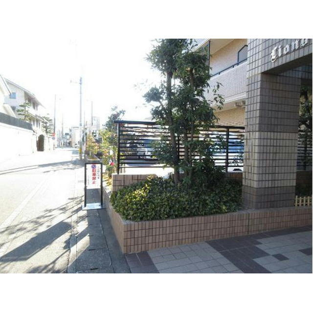 岐阜市下太田町の賃貸マンションのエントランス|お問い合わせは美濃善不動産駅前店へ！