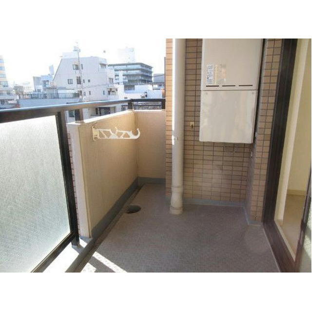 岐阜市下太田町の賃貸マンションのバルコニー