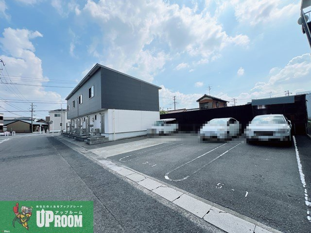 Aperireの駐車場