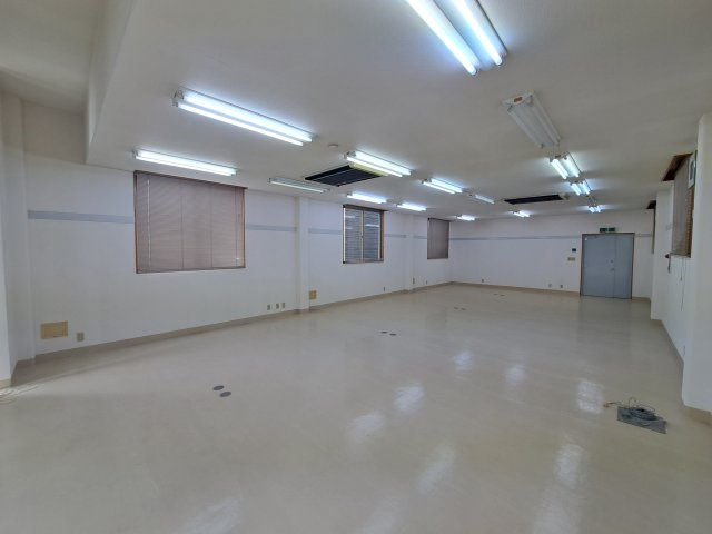 アルナビル　西棟の内装