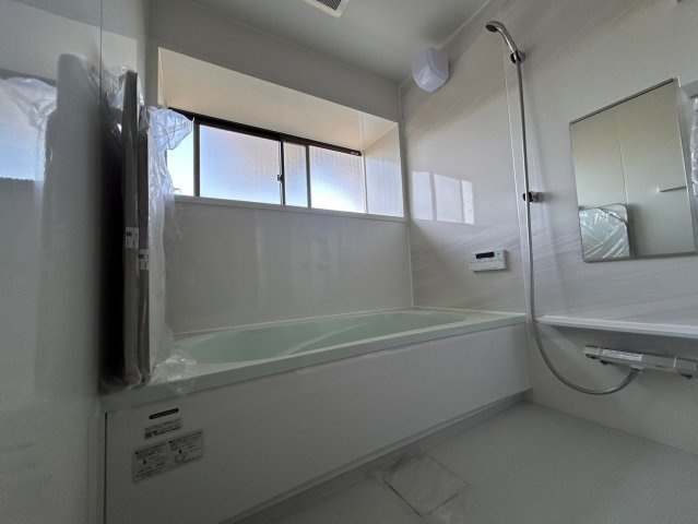 中古一戸建住宅の浴室