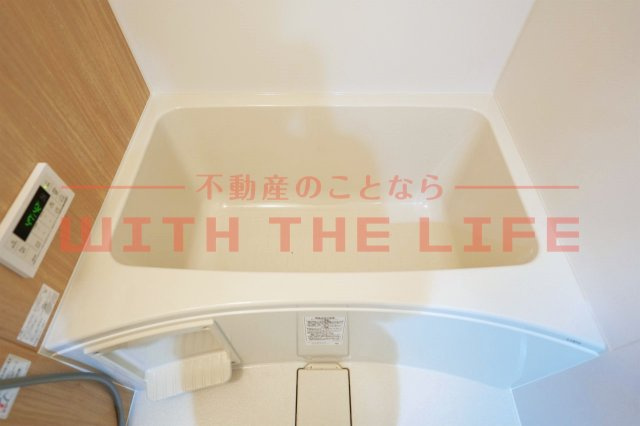 destino東町【10.000円キャッシュバック対象物件】の浴室|ゆったり過ごせるお風呂です
