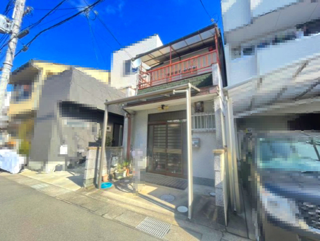 【成約済】長岡京市今里更ノ町の前面道路含む現地写真|弊社グループ会社にて、リフォームのご相談も可能です♪
お気軽にお問い合わせください。