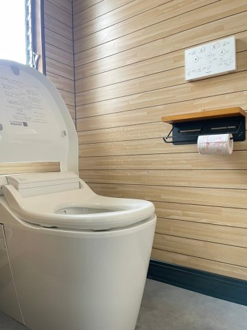 建＊007のトイレ